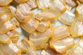 夏天做的咸肉真的比冬天的还香，五天就可以吃了，方法简单，满满的家乡味#江西#晒腊肉#抖音小助手热门音乐 