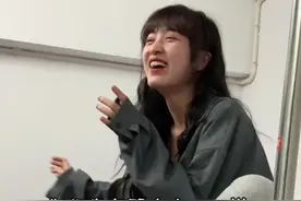 昨天室友让我督促她早睡，今天我就一条龙服务了，我真贴心#女生宿舍日常 #大学生活 #校园 #迷惑行为大赏 @抖音短视频视频封面