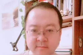 大腿根部位疼痛，常见的是髋关节痛，腰椎和骶髂关节的问题，也有腹腔脏器引起的。#每天进步一点点视频封面