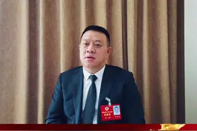 1月23日上午，承德市第十五届人民代表大会第二次会议开幕。代市长王亚军代表承德市人民政府向大会作政府工作报告，干货满满的政府工作报告引发热议。视频封面