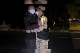 衷心的祝福妈妈 愿妈妈健康长寿 待到庆功时再回家视频封面