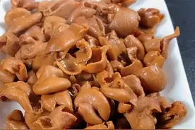 卤大肠这样做好吃极了#美食趣胃计划 #追寻儿时的味道 #在家做个拿手菜视频封面