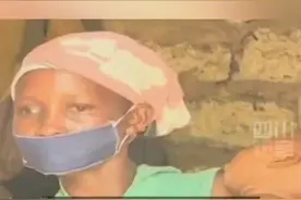 因疫情蔓延，肯尼亚单亲妈妈失去工作，#煮石头汤哄8个孩子，希望孩子们在等待中能睡着。好揪心！视频封面