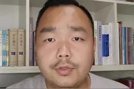 电梯里吸烟，是自由还是违法？#电梯 #吸烟有害健康 #禁烟宣传 视频封面