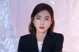 #明星故事 #王丽坤 视频封面