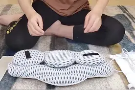 珍珠棉材质，腰部舒缓垫舒缓枕，躺一躺快给你的腰部放松一下。视频封面
