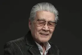 蓝天野老爷子一生塑造了很多经典形象，而他自己更是活成了一部传奇。您一路走好！#蓝天野去世 #艺术人生 #爱国 视频封面