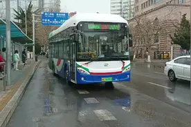 青岛城运控股公交集团新车正式上线  23路 海洋地质所始发 车号视频封面