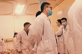 我说我在深圳宝安区上班，你和村里人说我在深圳当保安视频封面