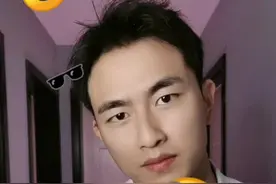 母亲该带儿子进女浴室吗？#妈妈带儿子进游泳馆女更衣室#大v快评 #抖音小助手 #就成都主播热评视频封面