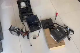 废品站老板捡漏两个itx主机b85itx#电脑 #电脑知识 #卖电脑视频封面