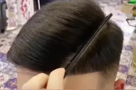 男人一定要尝试的二八侧背头#理发视频封面