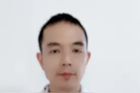 持续的发热，竟是一种奇怪的病！别急，让邓医生来给大家分析分析。#十万个怎么做 #健康 #疾病视频封面
