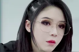 想看钢铁直女撒娇的，进来，进来！来！@美迪惠尔Mediheal #水润line袭视频封面