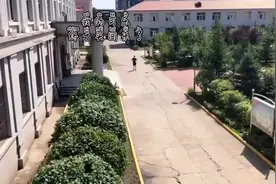 当队友终于把我的可乐买回来了，我发现他居然……#火焰蓝视频封面