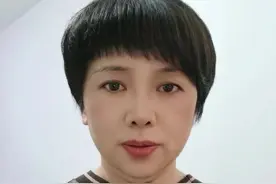 #村民送别信义老爹杜长胜 省吃俭用 历尽艰辛 替死去的儿子偿还330万债务#诚信#大v快评 视频封面