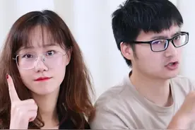 为什么每次手机拍屏幕，都有摩尔纹？想要消除，这个技巧最简单！#拍照 #摩尔纹 #实用小技巧 视频封面