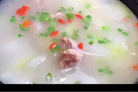 冬瓜排骨汤好喝做法；#排骨汤 #冬瓜排骨汤 视频封面
