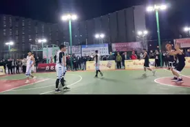 过了半场就是射程。😅#篮球🏀视频封面