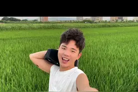 论潮语歌最有代表性的歌曲这首@宋亦乐（苦恋） 老师的《苦恋》当属TOP1了#潮汕 #林乐锋视频封面