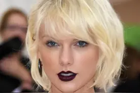 白金霉yyds#霉霉 #taylorswift #脚爱闻#joealwyn