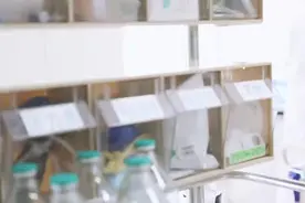 没想到呀！呼吸科护士也是重体力活！平凡天使，有爱人间！视频封面