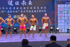 是的没错，嘴哥被干掉了，冠军实至名归，掌声！有请冠军：