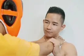 四种办法教你如何破解掐脖子，尤其是第4种很好用。#国庆假期专项训练 #杨建平