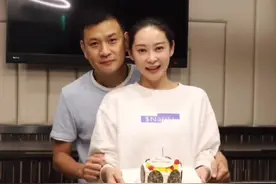 恭喜！#杨怡 姐姐#杨卓娜 宣布今年结婚，为富商生女11年未注册，对继女视如己出#八卦 #tvb视频封面