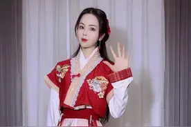 这套唐制太可爱，太好看了，适合矮个子，显高又显瘦！而且不用吃土就能拥有！#汉服穿搭视频封面