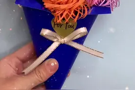 女神节快到了，做一束冰淇淋花送给心爱的她#三八女神节手工花礼物#母亲节花朵手工#教师节手工礼物#幼儿园手工#儿童创意手工@DOU+小助手 @DOU+上热门 @抖音短视频视频封面