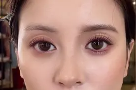 你也有两个眼线画不对称的烦恼吗？快快快看过来！#眼妆