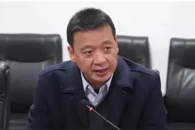 武昌医院院长刘智明感染新冠肺炎经全力救治无效18日10:54分去世，享年51岁！武汉卫健委：沉痛哀悼
