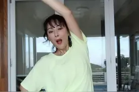 生命在于折腾，健身休息时跳跳舞，把我的快乐传递给所有点赞的你们。视频封面