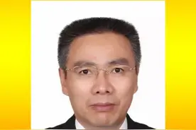 万升云，浠水人，西南交大毕业，华中科技大学博士生，中车科学家。#浠水人物榜 #寻访浠水 视频封面