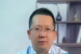 老年人眼睛突然出现红斑怎么办？#保护眼睛 #护眼 #红斑 @抖音短视频视频封面