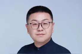 中年过后，千万别在朋友圈显摆这三样东西，尤其是第三种，看似有面子，实则很掉价，记得时刻提醒自己#国学智慧 #传统文化 #修心修行 #悟人生之道 视频封面