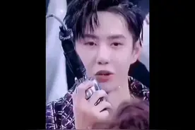 科学家说每天看帅哥可以长寿，帅哥无所谓，关键是得相信科学🙈视频封面