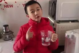 阿伦教你生活小妙招：怎样把100度的开水迅速冷却呢？