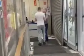 不戴口罩还多次挑衅华人老板？ 一记勾拳！爱尔兰男子直接被KO视频封面