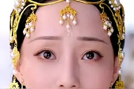 九五年上海演员#徐恺咛 #沉香如屑 饰演萤灯，作恶多端悲惨下线，北影毕业签约欢瑞，丹凤眼极具东方特色，凭最坏角色出圈！#好剧推荐 #与君歌 #无心法师3