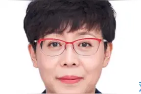 【山东籍院士·全纪录】邢丽英，省烟台市人。毕业于北京航空航天大学材料学院。中航工业基础院复合材料技术中心副主任、中航工业首席技术专家、中国复合材料学会副理事长。乡土中国制作