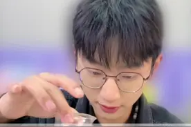 就是说，做出来真的太好看了！#自制口红 #测评