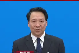 在防控好金融风险的基础上，今年小微企业的无抵押信用贷款占比也将会继续上升。#2021全国两会 #全国两会视频封面