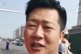 临近年底，有的工厂紧急招工却招不到，平时为了控制成本，没事做就放假，完全不顾员工利益，现在大家闲着也不愿进厂。视频封面