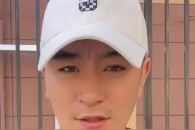 特种兵到底是戴帽子还是戴头盔？#特种兵 #保家卫国 #致敬英雄 #传递正能量