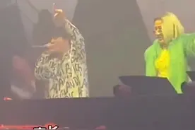 飒！66岁奶奶酒吧打碟当DJ，仿佛看到自己老了蹦迪的样子 #嗨翻全场视频封面