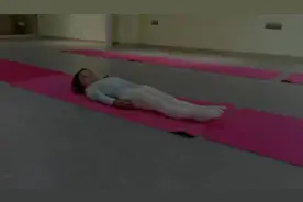 女儿做示范动作，感觉她的压力山大😿😿😿视频封面