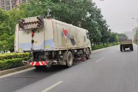 中兴路洗扫 福龙马A3