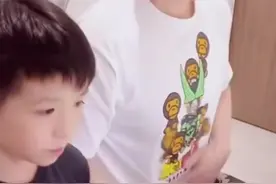 品冠儿子唱《永不失联的爱》，好好听，小小少年未来可期视频封面